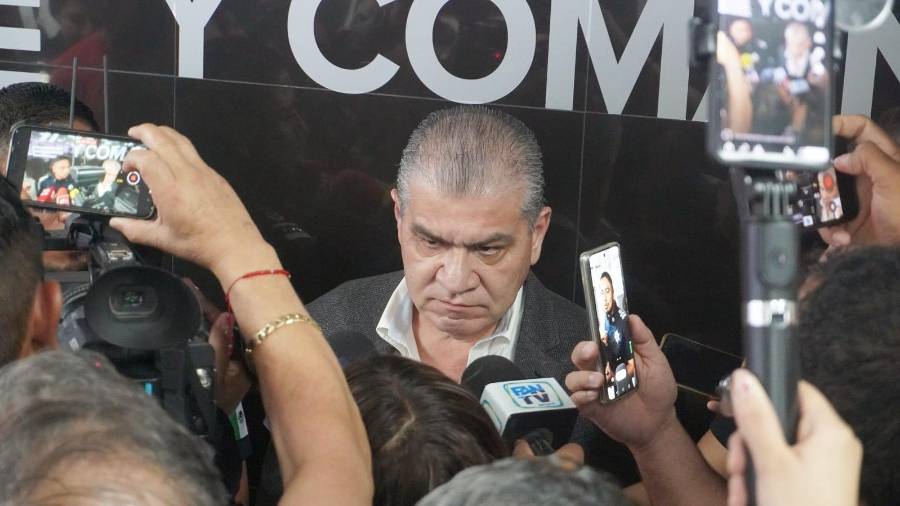 Miguel Ángel Riquelme Solís adelantó que reducirá su presencia en eventos públicos para concentrarse en reuniones de trabajo y una revisión interna de las áreas municipales.