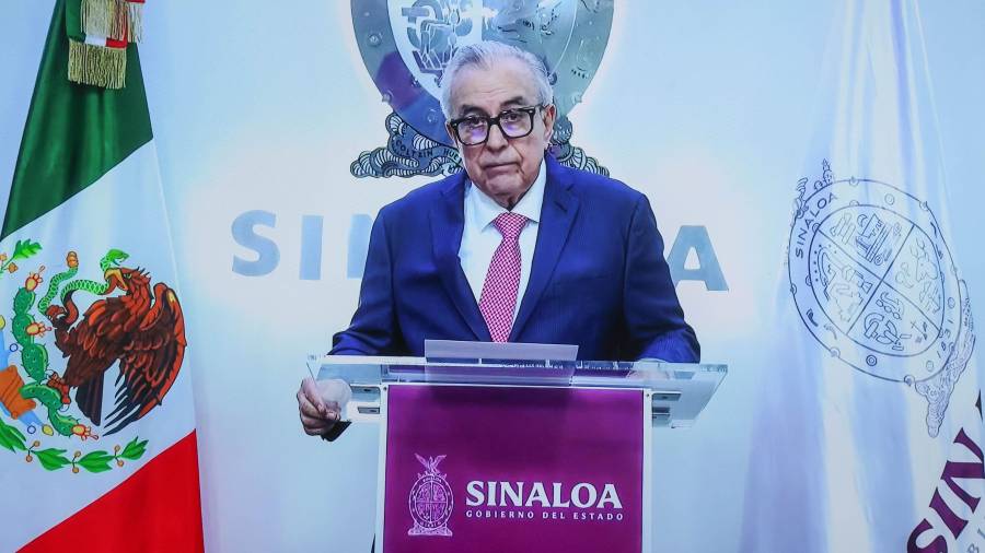 Rubén Rocha Moya retomó este viernes el gobierno de Sinaloa tras 112 días de licencia, luego de comparecer ante la FGR por señalamientos de EU.