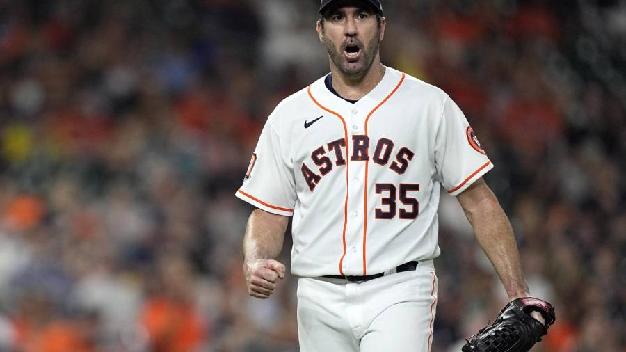 El lanzador llegó a 3,086 ponches, con lo que rebasó a Max Scherzer (3,079) y John Smoltz (3,084).