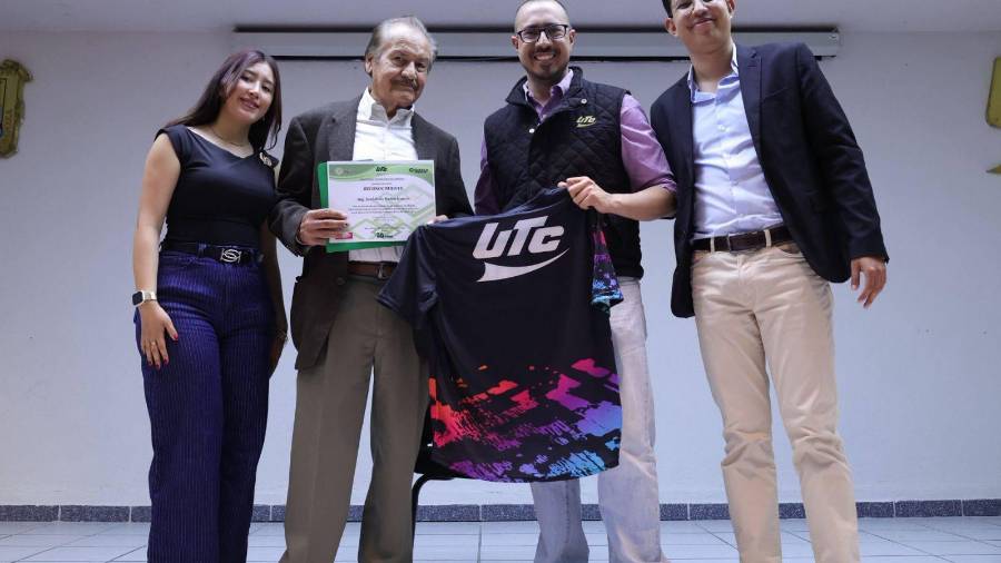 La actividad forma parte de los esfuerzos de vinculación entre la universidad y el sector empresarial para acercar a los estudiantes a escenarios reales de trabajo.