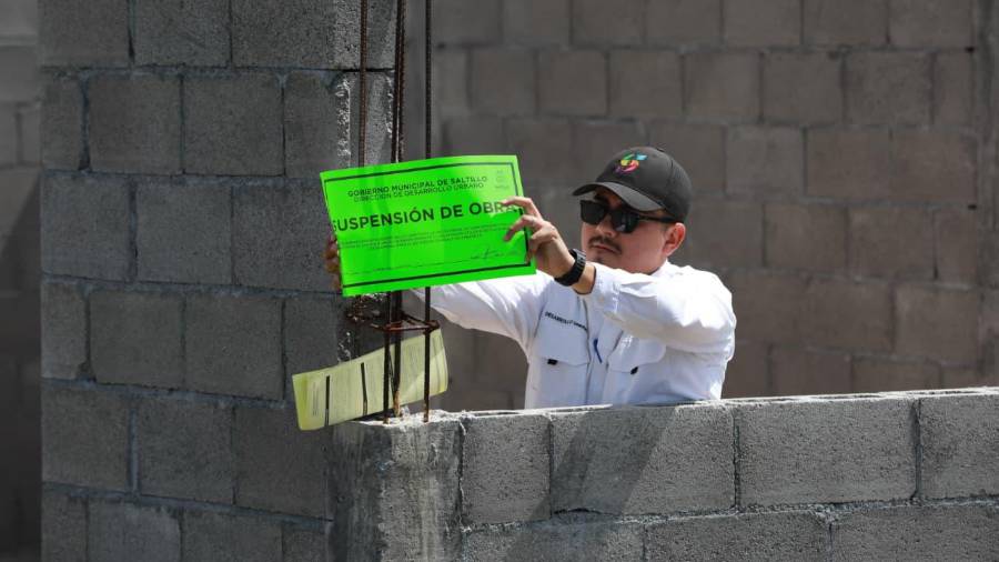 Las ocho construcciones se localizan dentro de la Zona Sujeta a Conservación Ecológica, a la altura de Lomas Verdes.