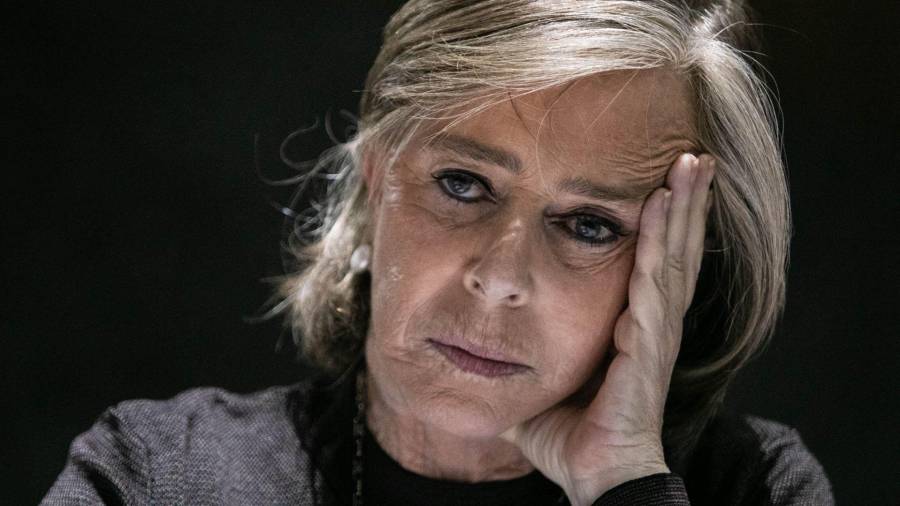 Fue citada a comparecer el próximo martes, como parte del proceso relacionado con la pensión vitalicia que recibió de Petróleos Mexicanos.