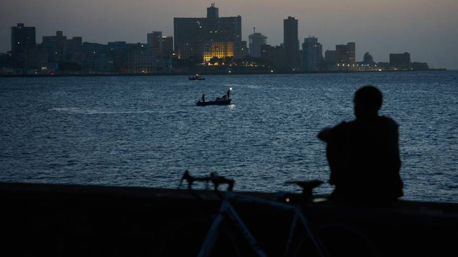 Sin petróleo, Cuba se las arregla para sobrevivir