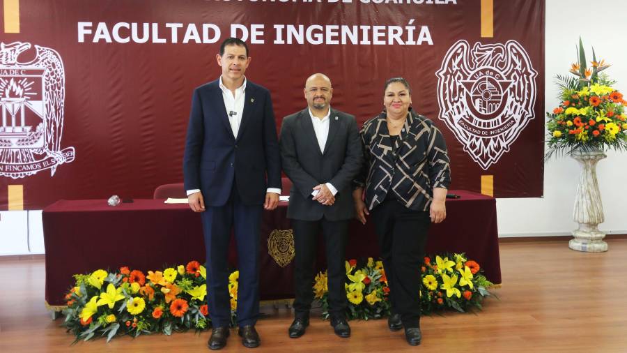 El rector de la UAdeC tomó protesta a Juan Carlos Ortiz Cuéllar como director de la Facultad de Ingeniería de la Unidad Sureste para el periodo 2025-2028.