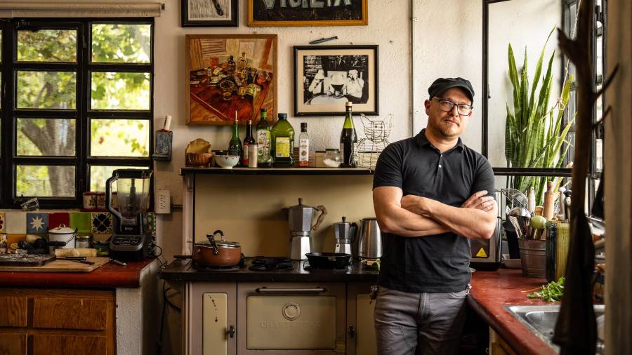 Jerónimo reúne influencias de diversas partes del mundo en su cocina.