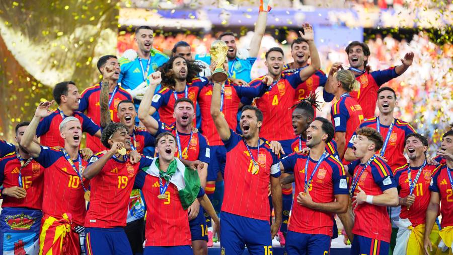 España levantó el trofeo de un Mundial 2026 marcado por récords, sorpresas, decepciones y nuevas figuras que dejaron huella.
