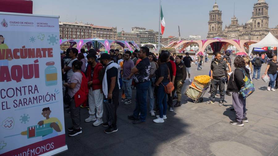 La autoridad sanitaria reiteró la recomendación de acudir a los servicios de salud para iniciar o completar los esquemas de vacunación.