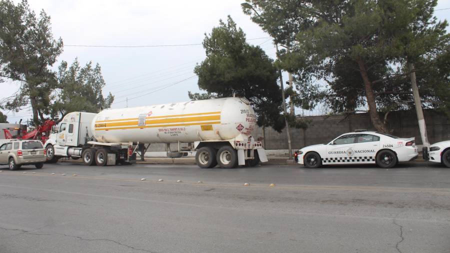 Elementos de la Guardia Nacional realizaron la detención del chofer y aseguramiento de la unidad.