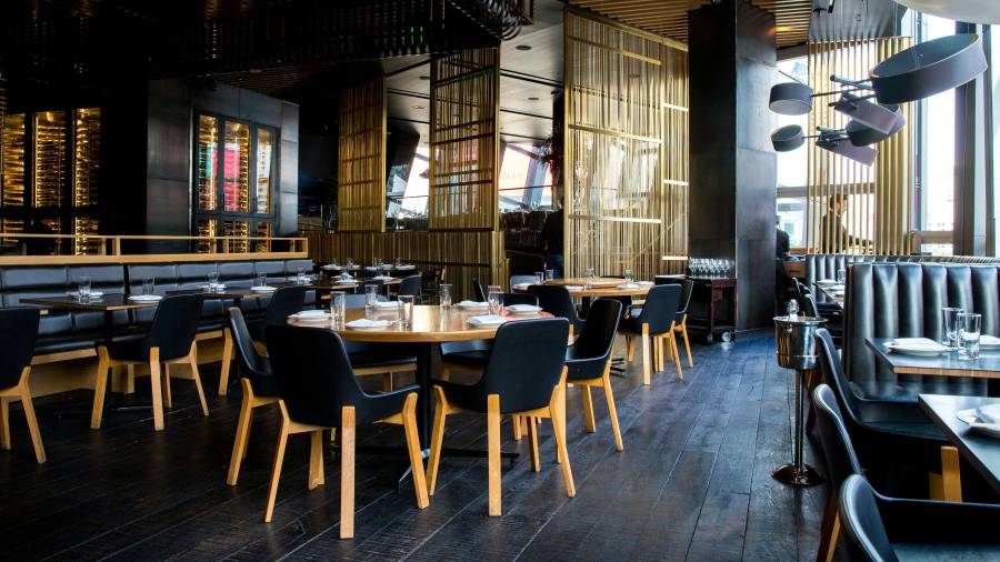 Los restaurantes están ampliando sus horarios para dar servicio a los saltillenses que están celebrando sus posadas.