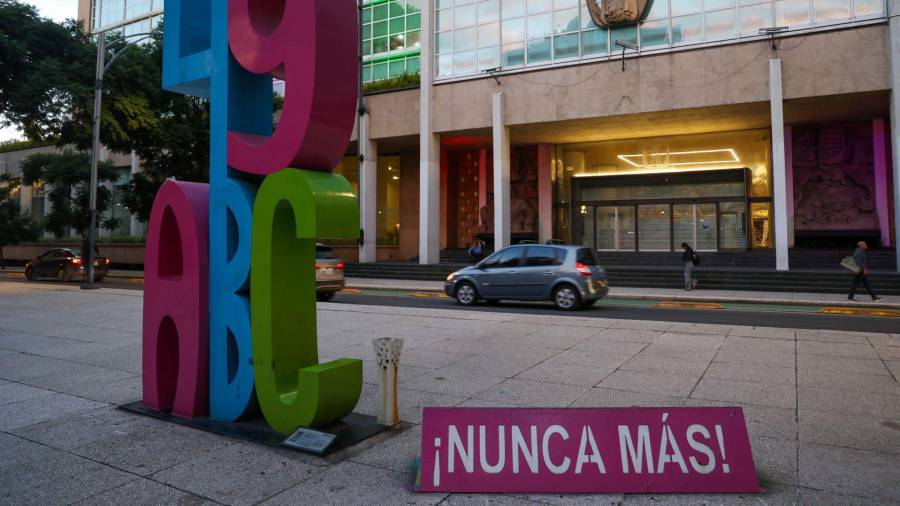La Suprema Corte de Justicia de la Nación (SCJN) determinó que son imprescriptibles los cargos por actos y omisiones en el incendio de la Guardería ABC.