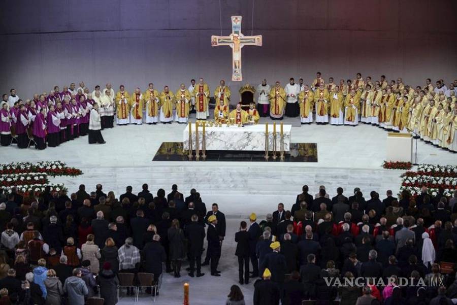 $!Varsovia inaugura una iglesia descomunal tras dos siglos de espera