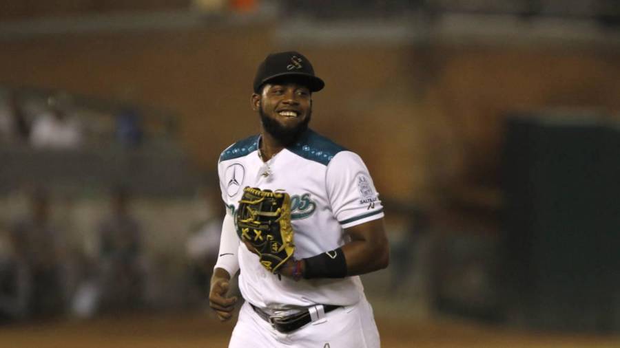 El jugador isleño Josuán Hernández jugaría a lo largo de la próxima temporada con los Bravos de León.