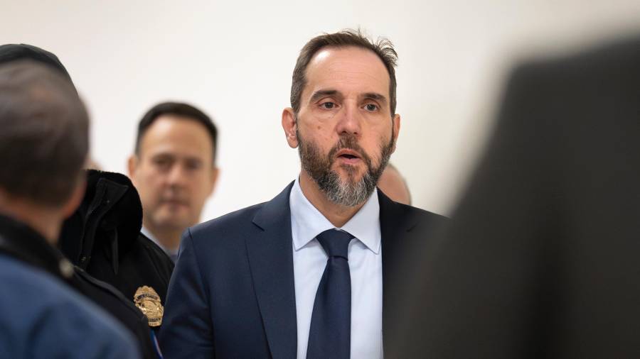 El ex fiscal hablará sobre el uso que hizo su equipo de registros telefónicos pertenecientes a ciertos legisladores del Partido Republicano. FOTO: