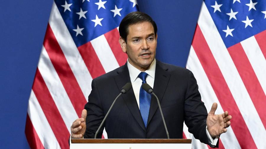 Marco Rubio, secretario de Estado de Estados Unidos, ha tenido conversaciones secretas con el nieto de Raul Castro, precisa ek diario estadounidense Axios.