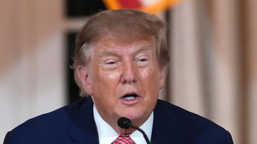 El presidente Trump dijo que se han construido más de 3 mil 200 kilómetros de muro fronterizo.