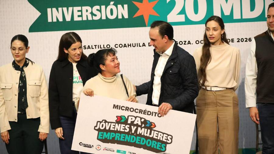 Los microcréditos están dirigidos a negocios en operación, destacó el Gobernador.