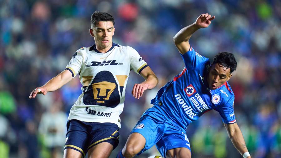 Pumas resistió la presión inicial de La Máquina y dejó la definición del título para Ciudad Universitaria.
