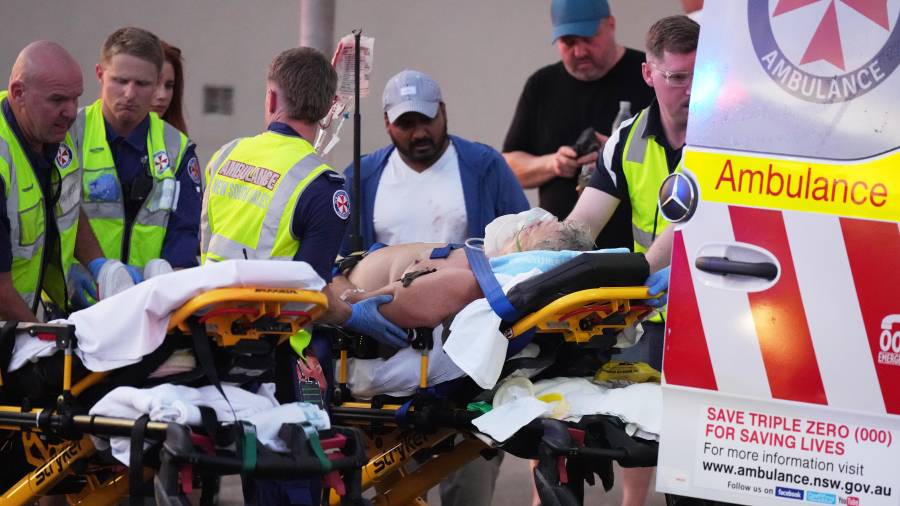 Incluso el primer ministro israelí, Benjamín Netanyahu, elogió al transeúnte que intervino contra el agresor.