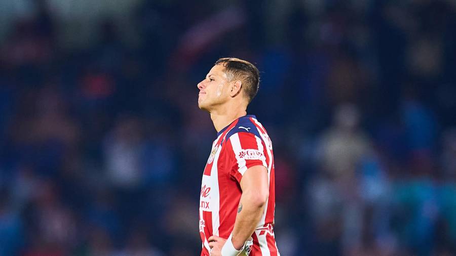 Javier “Chicharito” Hernández falló el penal decisivo al 86’, una acción que cambió el rumbo del partido y de la serie ante Cruz Azul.
