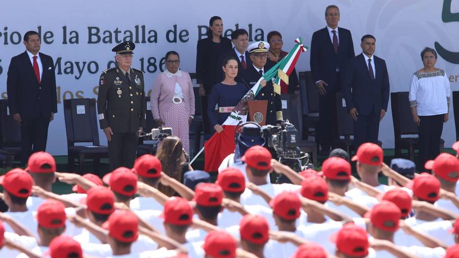 La Sedena informó que en 2026 el Servicio Militar Nacional seguirá siendo obligatorio para jóvenes que alcancen la mayoría de edad, con registro en juntas municipales, alcaldías y consulados