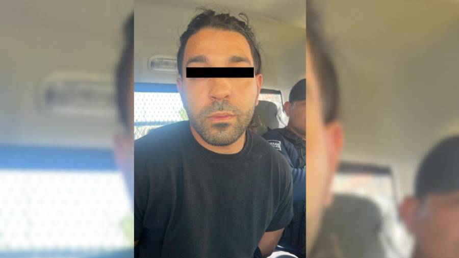 Autoridades detuvieron en Playa del Carmen, Quintana Roo, a Otmane Khalladi, un fugitivo buscado en Estados Unidos.
