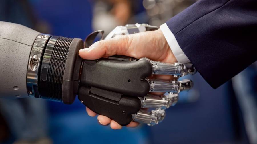 Los recortes de empleo se producen cuando las empresas no pierden el tiempo en adoptar tecnología avanzada de IA para automatizar una variedad de tareas