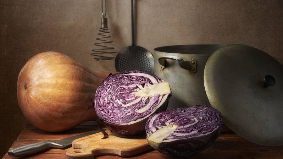 Griegos y romanos lo apreciaban tanto por su capacidad de conservación como por su versatilidad en la cocina.
