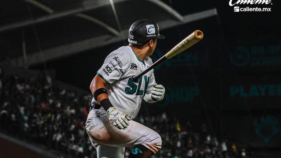 Christian Villanueva evitó una fractura tras el pelotazo y será evaluado día a día por el cuerpo médico.