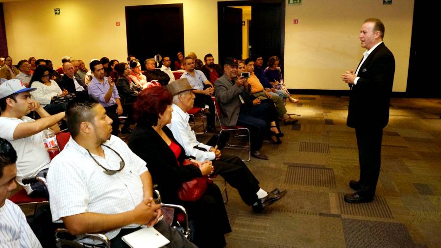 Instan a ciudadanos a exigirle a los políticos