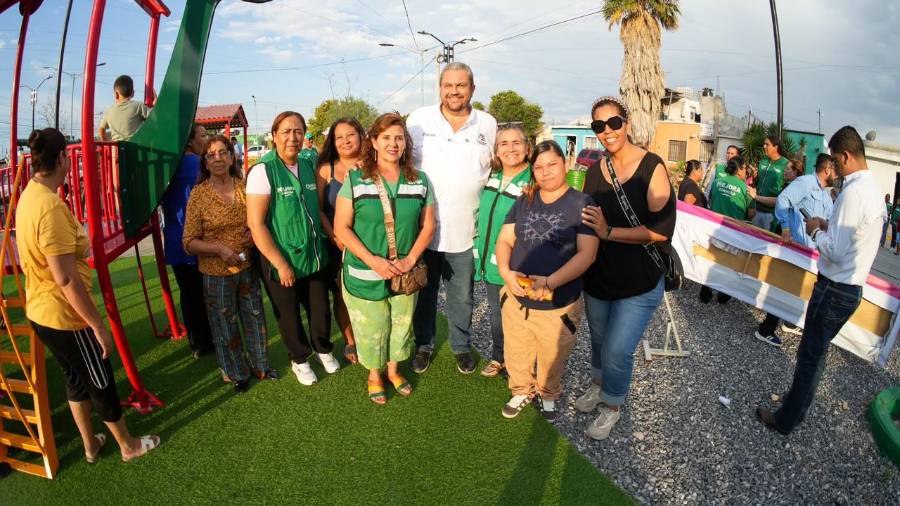 El alcalde Tomás Gutiérrez Merino destacó la importancia de contar con espacios públicos adecuados para las familias.