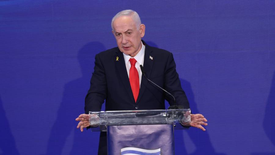 El primer ministro israelí, Benjamin Netanyahu, habla durante una conferencia de prensa en Jerusalén.