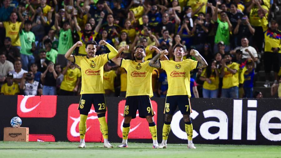 Henry Martín alcanzó los 100 goles con América y suma tres anotaciones en el torneo.