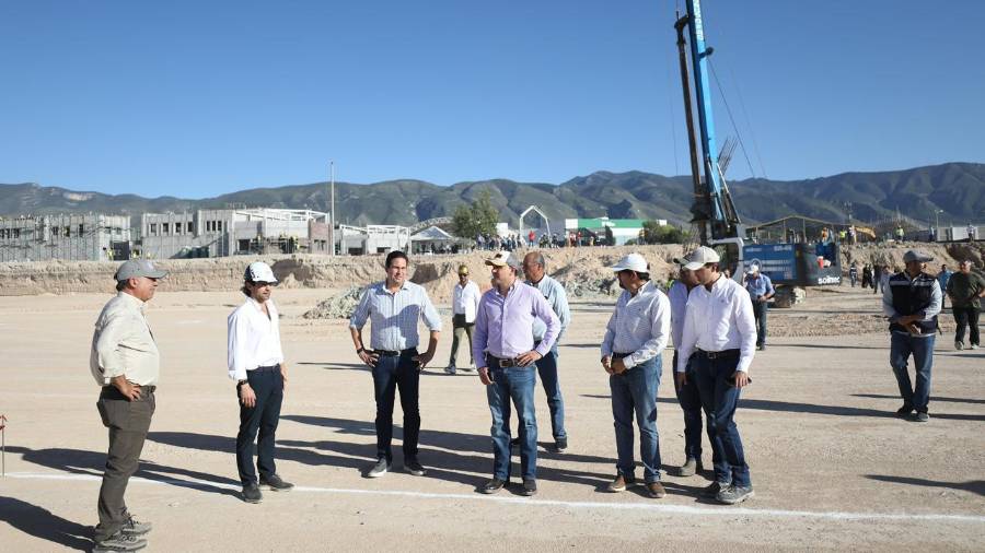 El mandatario estatal señaló que se están supervisando obras en todas las regiones de la entidad.
