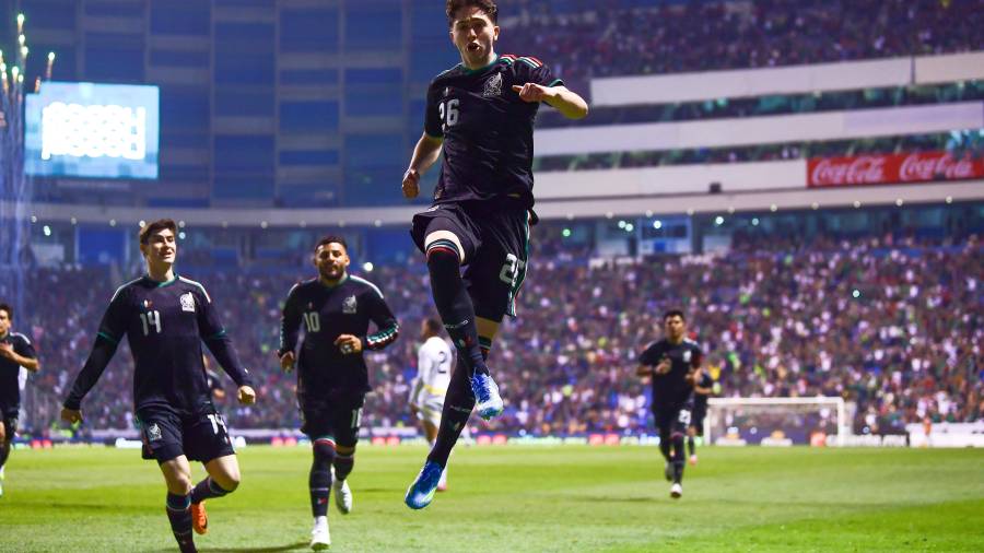 Brian Gutiérrez abrió el marcador apenas al minuto 2 en Puebla.