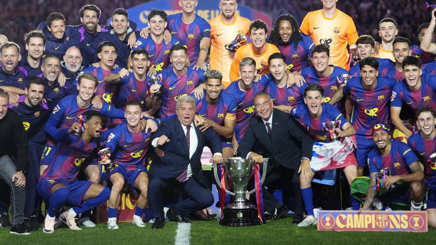Barcelona venció 2-0 al Real Madrid en el Camp Nou y celebró su título 29 de LaLiga, con Hansi Flick como bicampeón del futbol español.