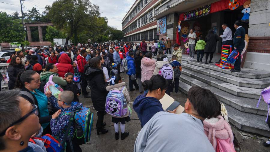 En un comunicado, la Secretaría de Educación Jalisco aseguró que “en ningún momento” propuso a la Federación concluir anticipadamente el ciclo escolar. FOTO: Cuartoscuro