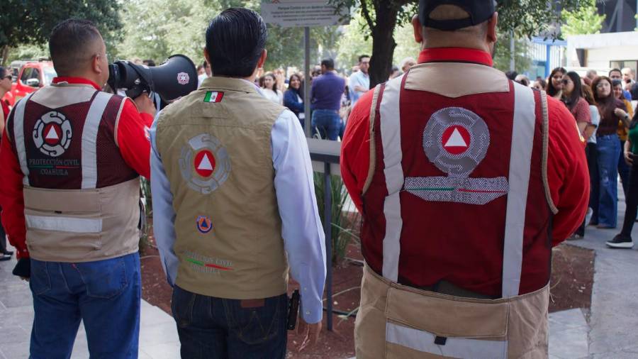 En 35 municipios se realizaron ejercicios de evacuación como parte del simulacro nacional.