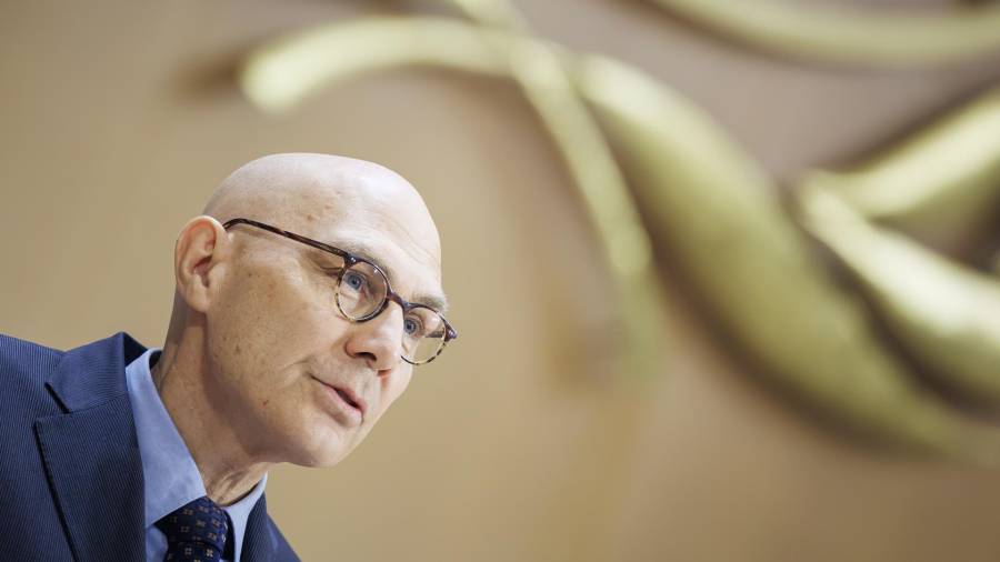 El Alto Comisionado de las Naciones Unidas para los Derechos Humanos, Volker Turk, habla durante la apertura del 61.º período de sesiones del Consejo de Derechos Humanos de las Naciones Unidas.