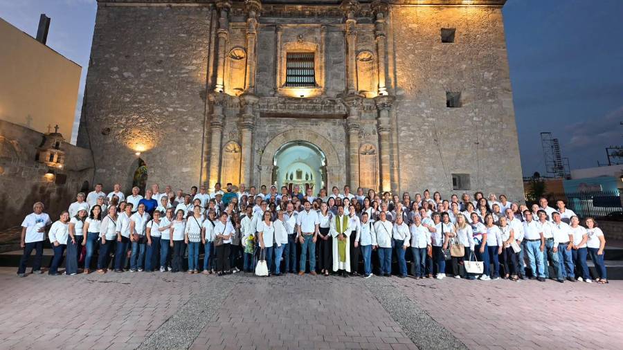 La delegación monclovense participará en disciplinas deportivas y culturales durante la competencia estatal que se realizará en Torreón.