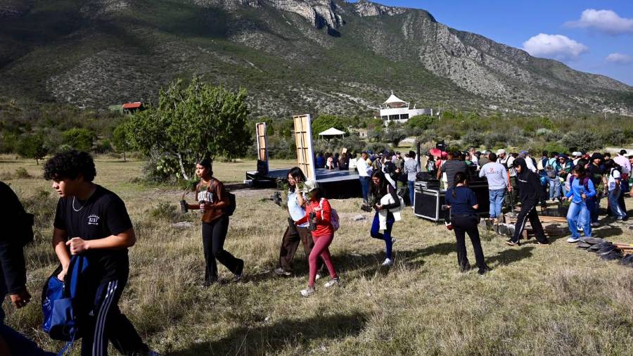 Conmemoró su 30 aniversario con una jornada ambiental en la que se plantaron más de 600 árboles.
