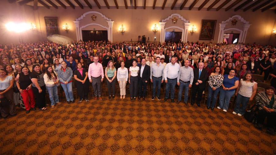 El programa Universidad de Inspira Coahuila busca ampliar las oportunidades de formación profesional para mujeres en distintas regiones del estado.