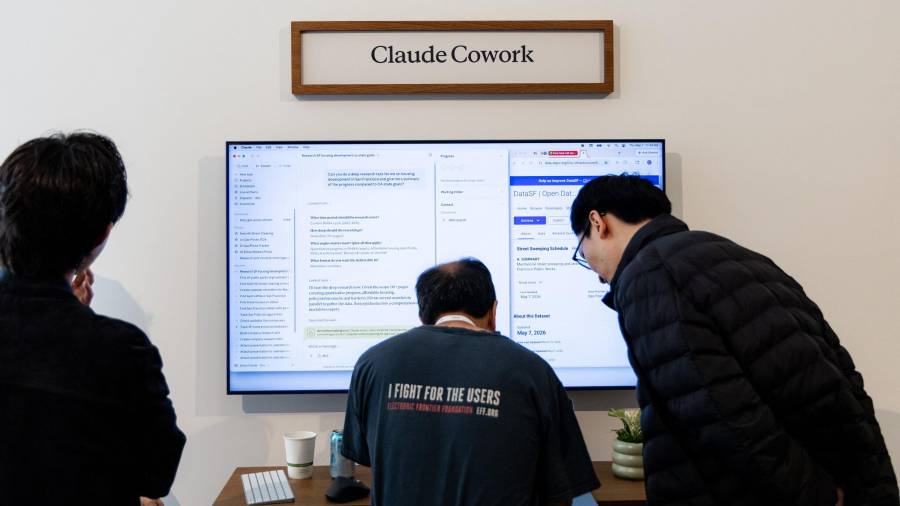 Una demostración del agente de inteligencia artificial Claude Cowork de Anthropic en mayo.
