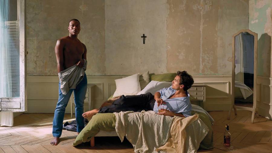 New York Times revisitó la La Habitación de Giovanni en una editorial para su sección de moda.