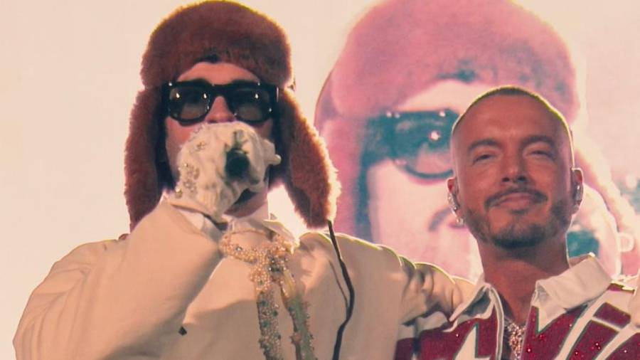 El Debí Tirar Más Fotos World Tour, de Bad Bunny, ha demostrado que el público de México es de los más queridos con el reencuentro con J Balvin.