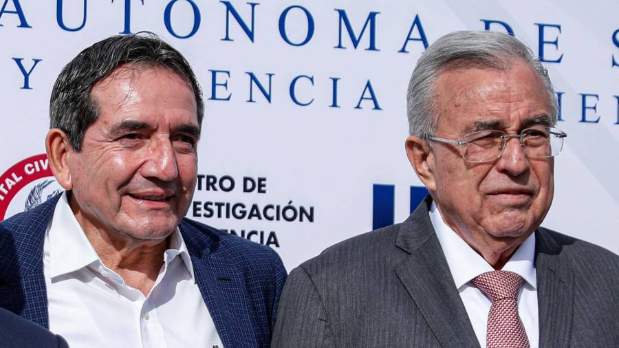 Según las declaraciones de Corrales, citadas por Roberto Rock en su columna, el político sinaloense murió desangrado en la Clínica Cemsi de Culiacán. Posteriormente, una patrulla policial escoltó al vehículo que “transportaba a Corrales y al cadáver de Cuén hasta una gasolinera en donde se simuló el ‘asalto’”.