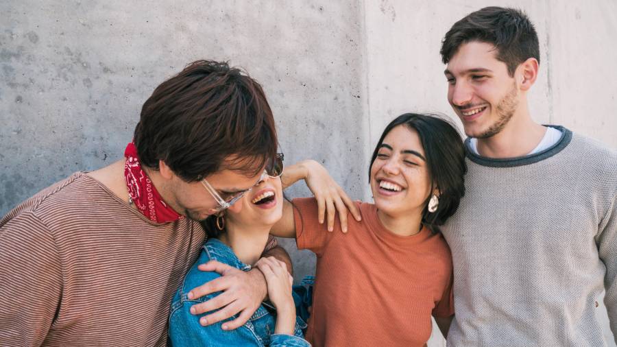 Amistades que iniciaron en la infancia se mantienen activas en la adultez gracias a la confianza y el acompañamiento mutuo.