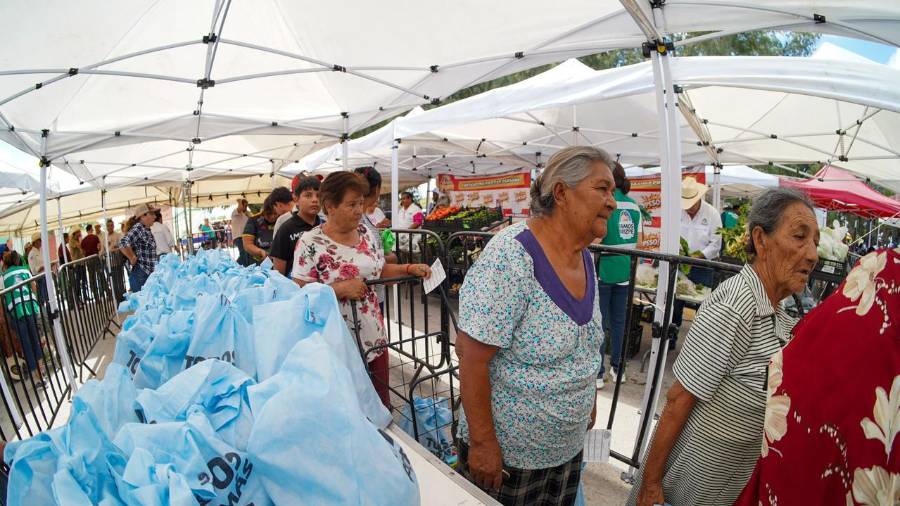 La jornada fue organizada para atender a 700 beneficiarios directos de Paredón y ejidos cercanos.