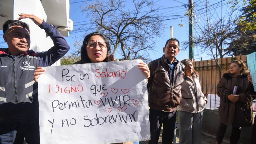 Datos oficiales muestran que los salarios del magisterio en Coahuila se mantienen por debajo del ingreso promedio de los trabajadores formales en el estado.