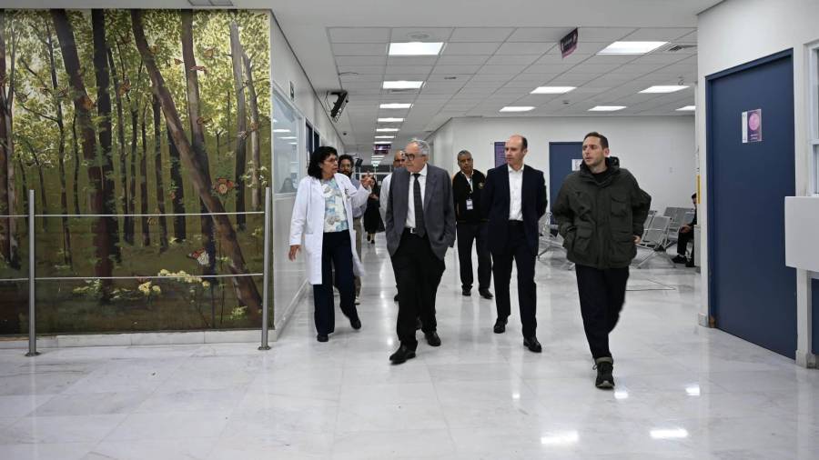 La Secretaría de Salud mantiene una investigación por un brote de Salmonella entre residentes del Hospital General de México; el comedor subrogado continúa suspendido.