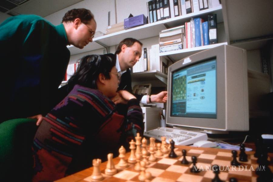 $!25 años de la histórica partida de ajedrez entre la computadora Deep Blue y Garri Kaspárov